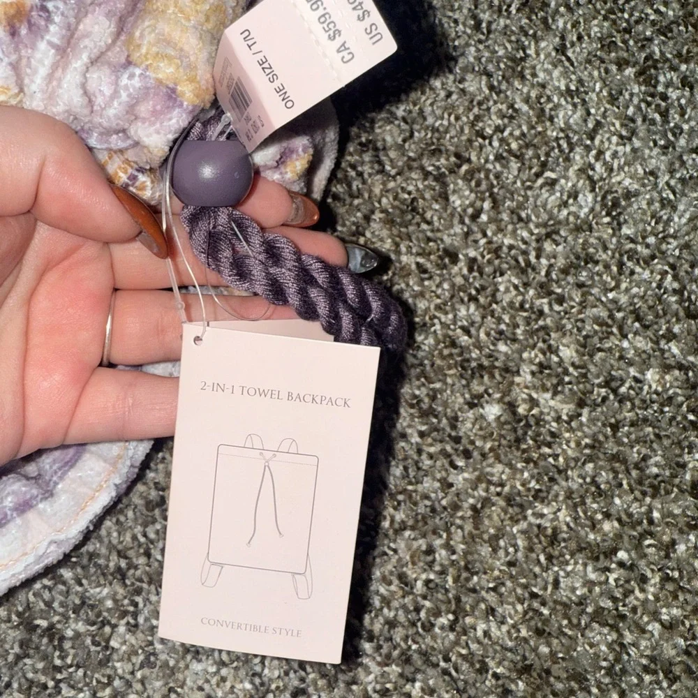 Victoria’s Secret towel‎ NWT